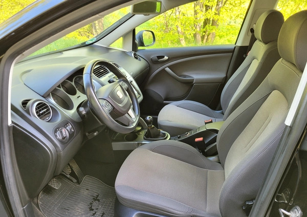 Seat Altea XL cena 28500 przebieg: 99800, rok produkcji 2011 z Cieszyn małe 326